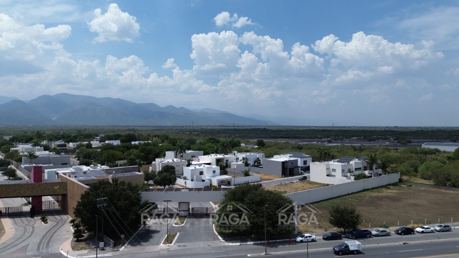 TERRENO EN RESIDENCIAL SAN AGUSTÍN - Imagen 3