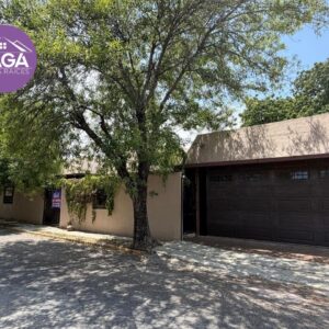 CASA EN ESQUINA EN FRACC VALLE DE AGUAYO