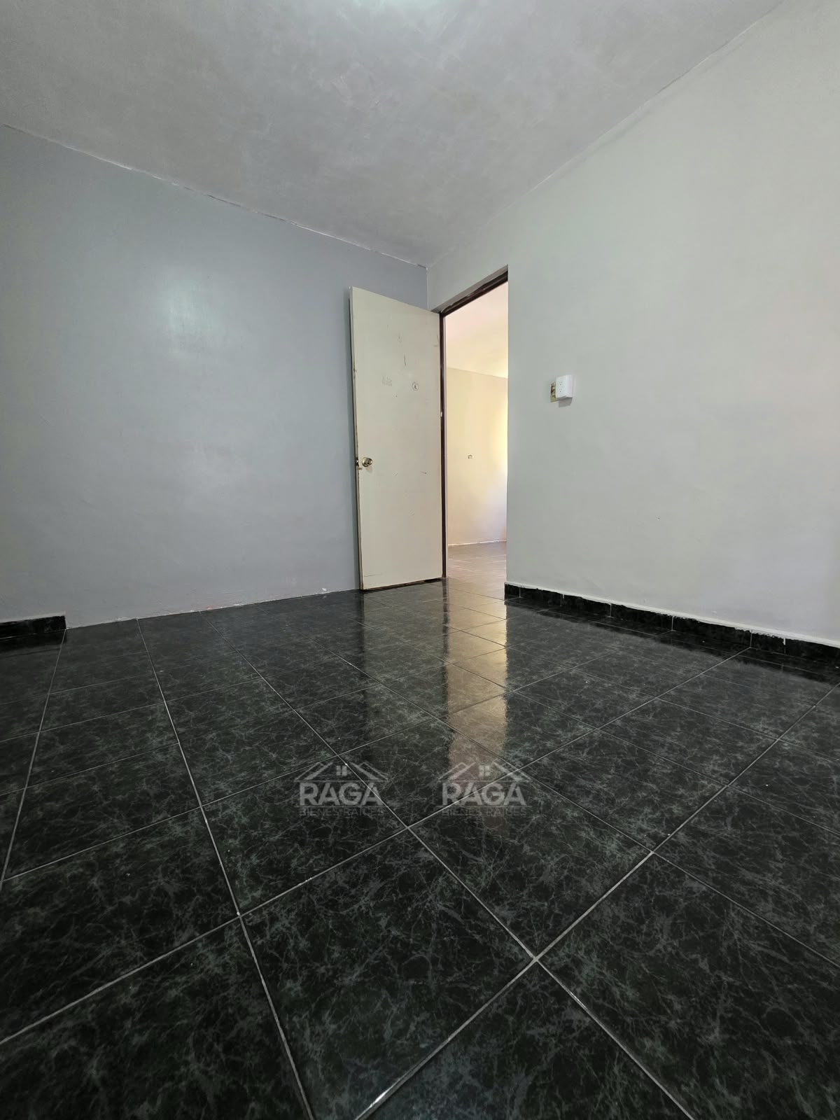 CASA EN VENTA EN FRACC. NACIONES UNIDAS - Imagen 8