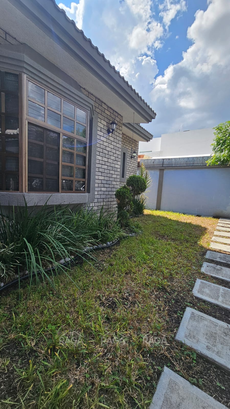 CASA EN FRACC. VALLE DE AGUAYO - Imagen 2